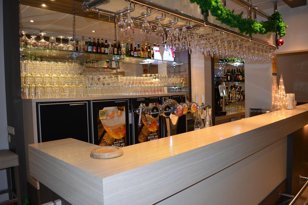 Hotel Royal Astor Oostende Bagian luar foto