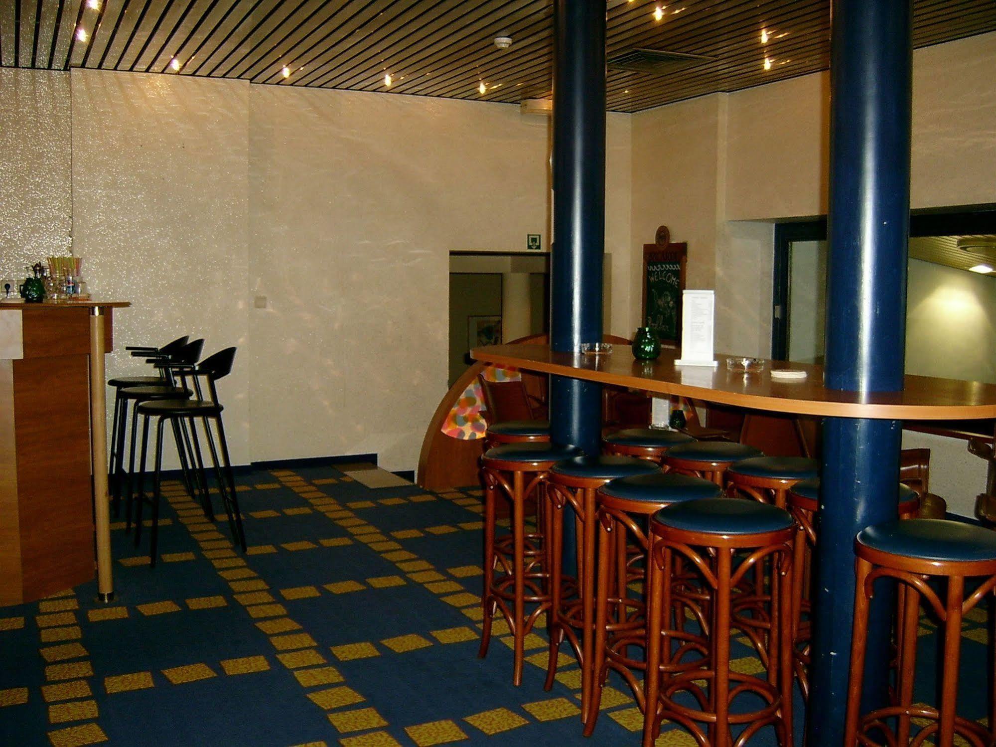 Hotel Royal Astor Oostende Bagian luar foto