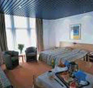 Hotel Royal Astor Oostende Bagian luar foto